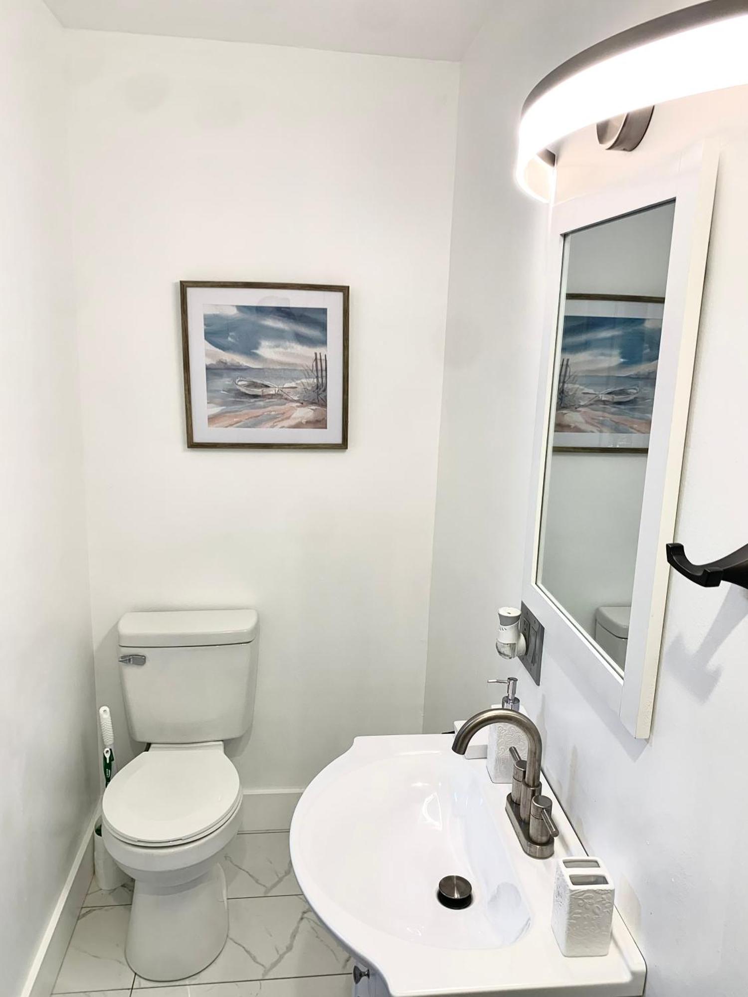 Romantic Chapel Hill Retreat For Two 호텔 외부 사진